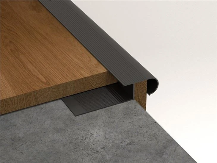 Bande antidérapante d'escalier en aluminium