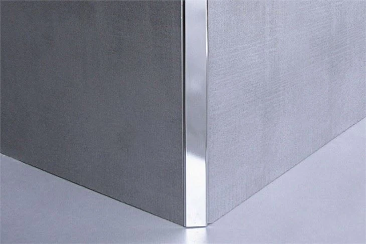 Triangle Metal Tile Trim